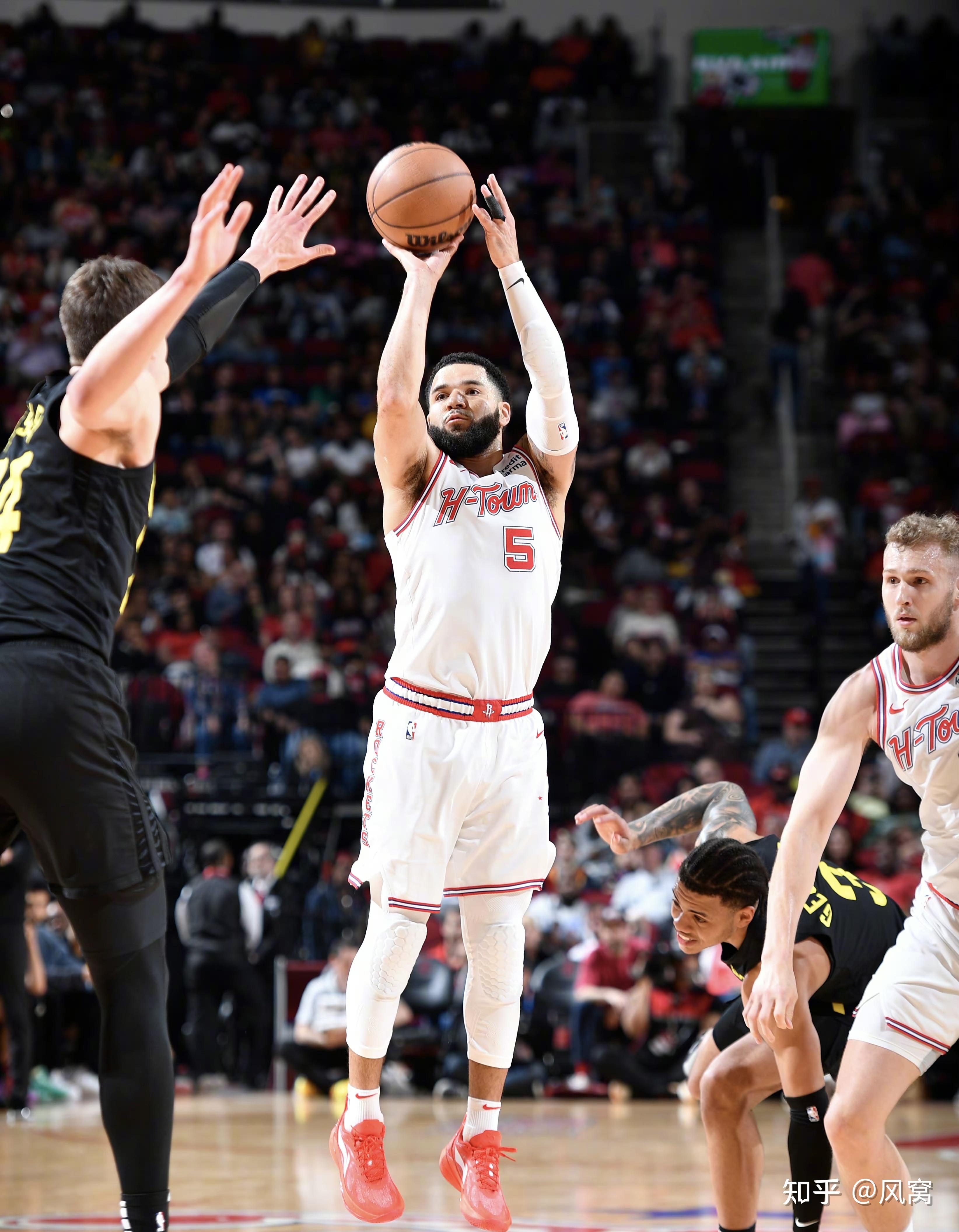 NBA总决赛清晨走向成谜，迈阿密热火遗憾出局，悬念犹存，心理建设被强调的简单介绍